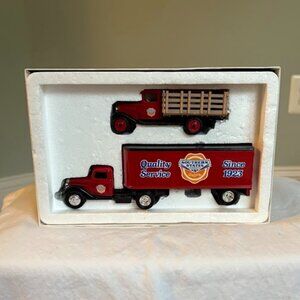 ERTL #7628UO Southern States Limited Edition 1930's Transport Set 1:43 Scale